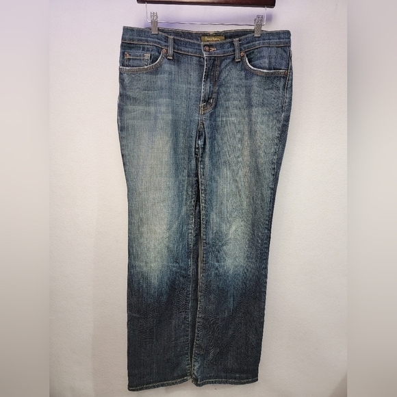 David Kahn Lauren Bootcut Mid Rise Denim Jean Women's Size 12 Color Manhattan - Picture 2 of 11
